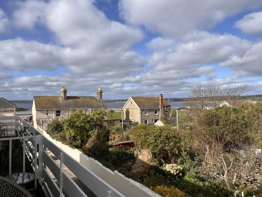 Property photo 2 of 12 Gallery