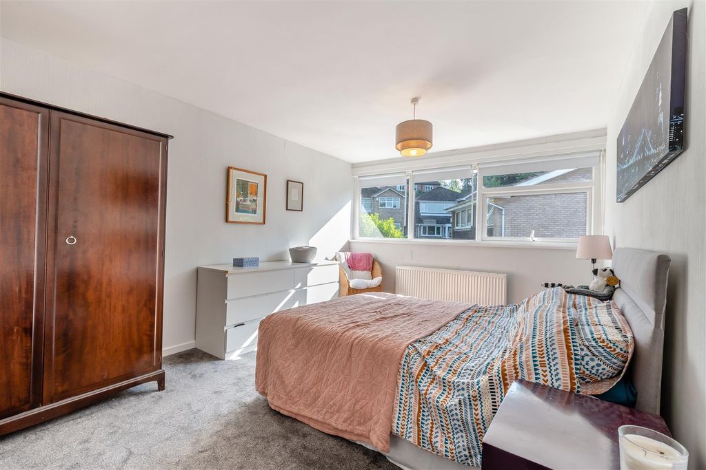 Property photo 3 of 16 8652126-Interior21.Jpg