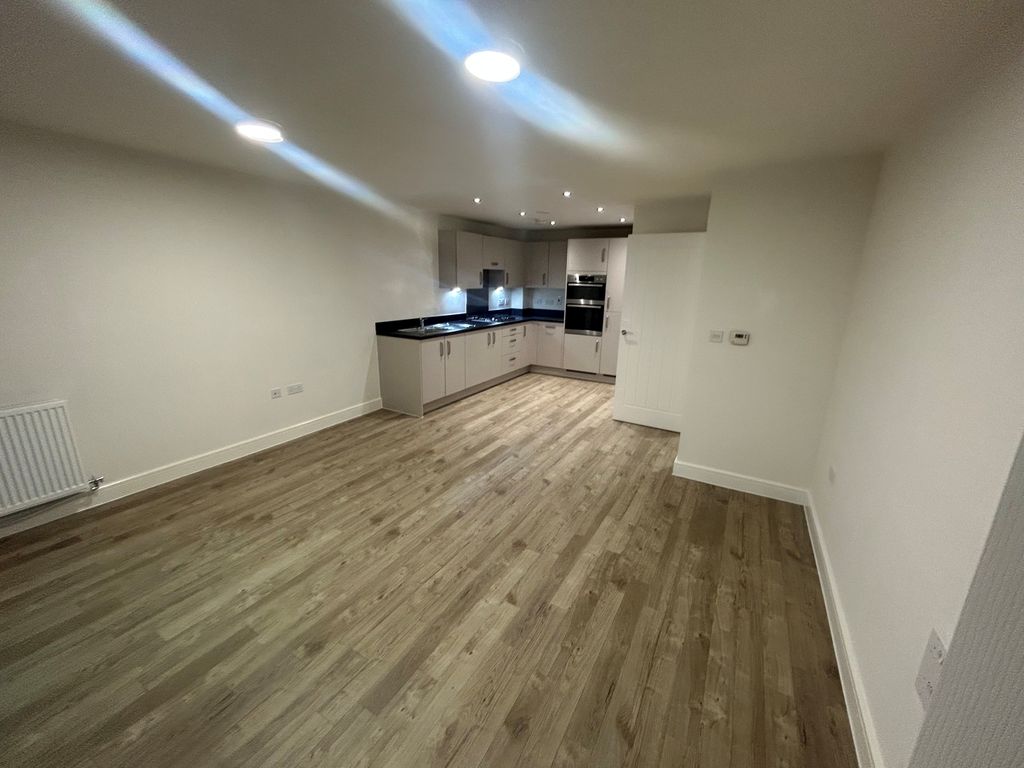 Property photo 3 of 6 Living Room