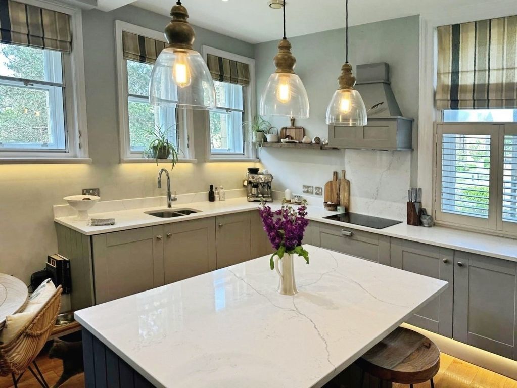 Property photo 2 of 17 Pbox-Img.Jpg