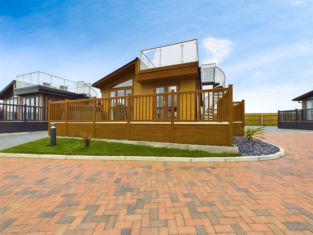 Property photo 1 of 14 89B17964-Cam02546G0-Pr0177-Still011.Jpg