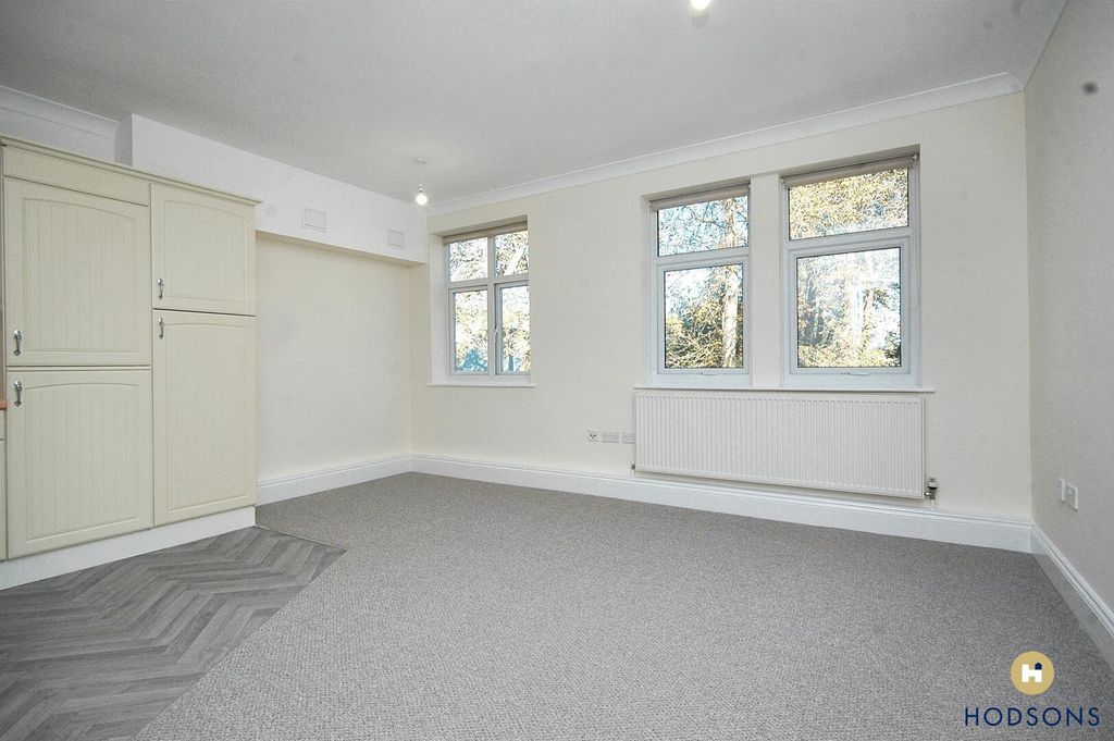 Property photo 3 of 10 Living Room