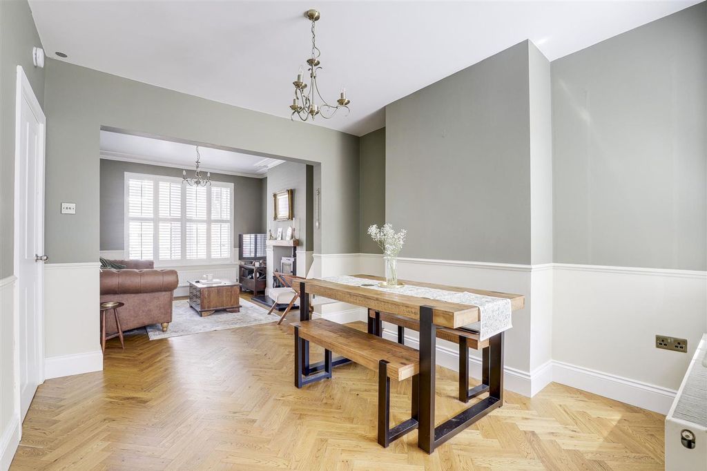 Property photo 3 of 22