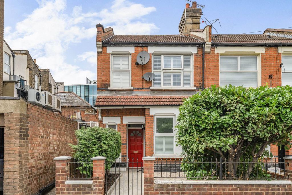 Property photo 1 of 22