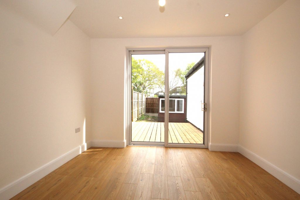 Property photo 2 of 10 Gallery