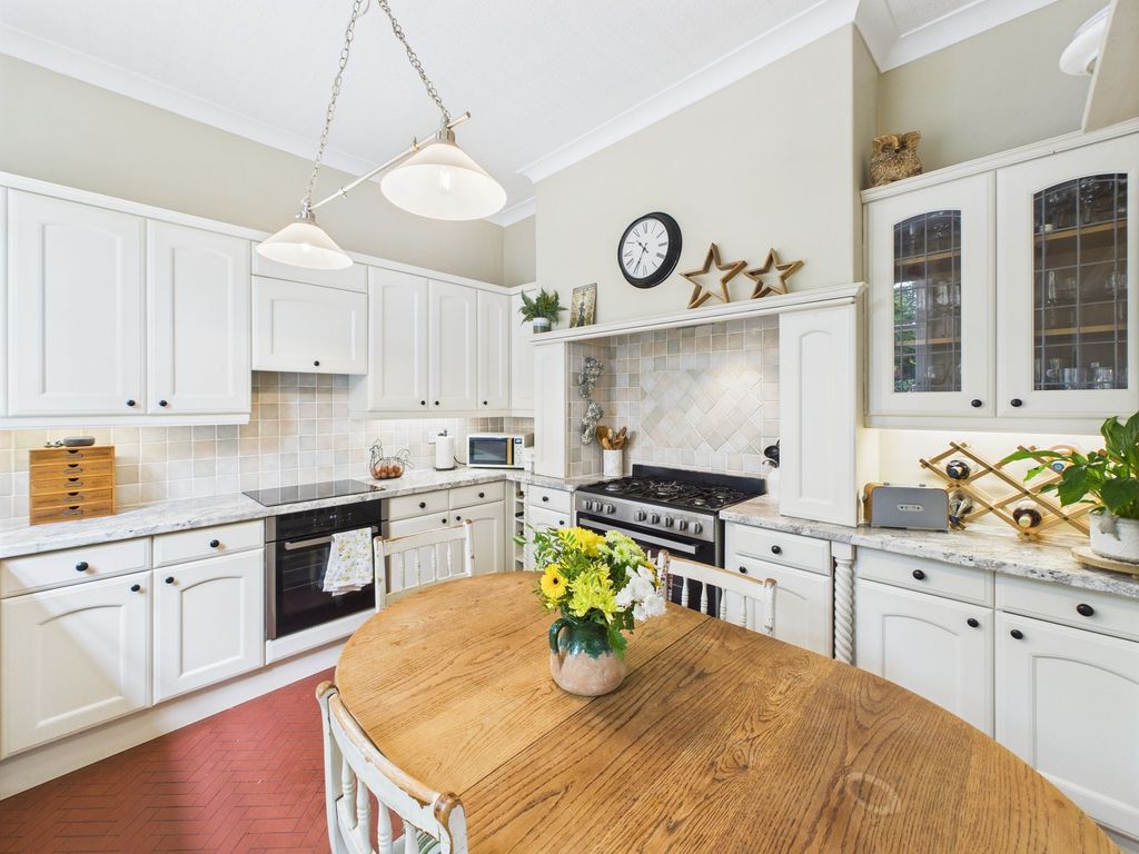 Property photo 2 of 53 Kitchen