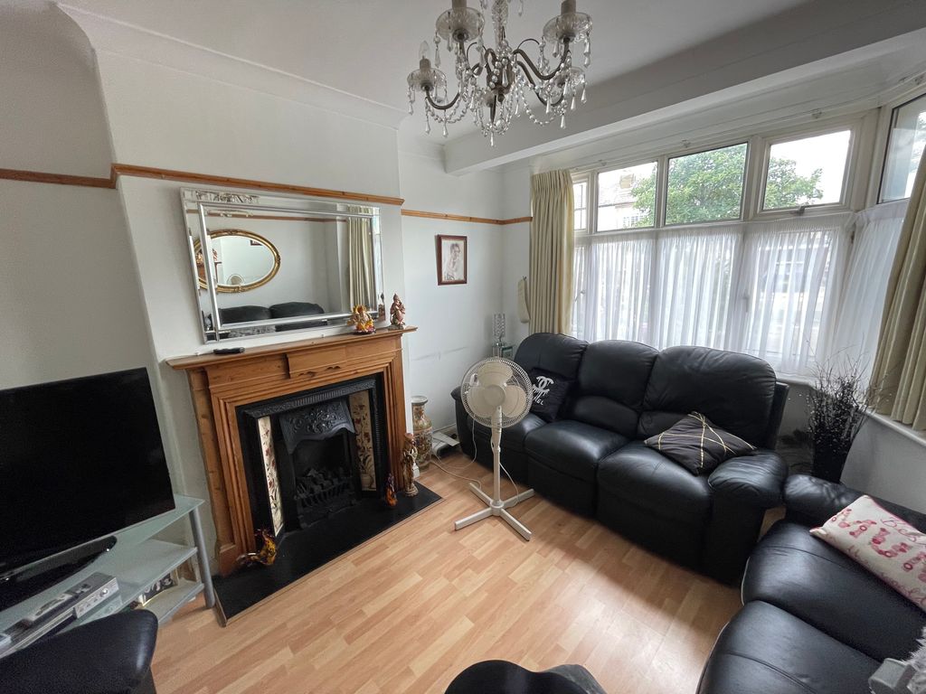 Property photo 2 of 15