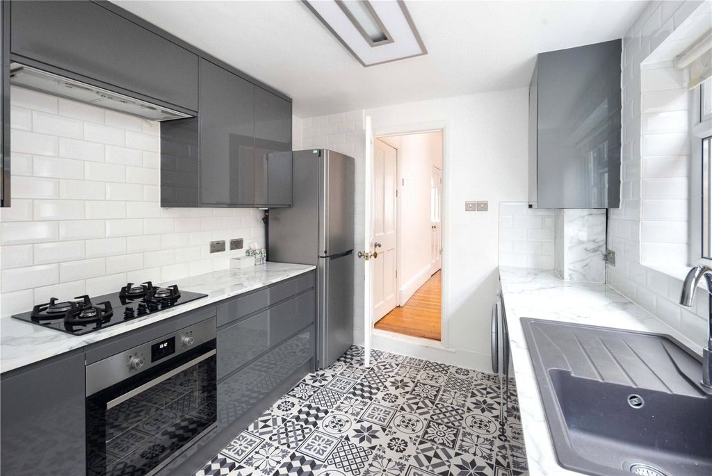 Property photo 3 of 13 Kitchen
