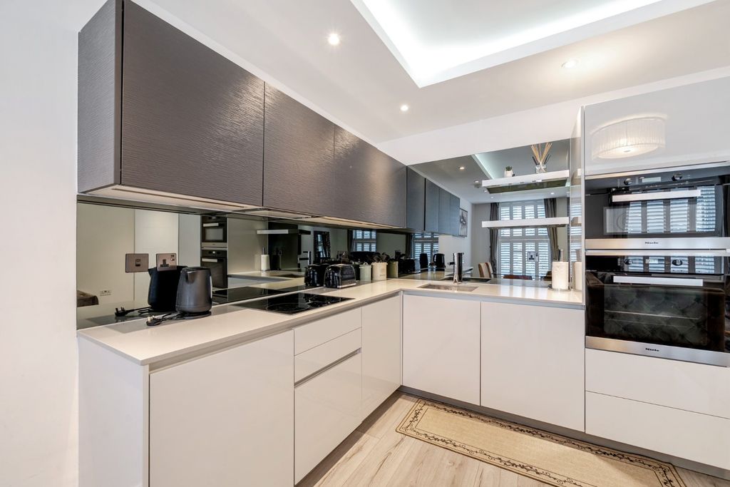 Property photo 2 of 11 Picture No. 04