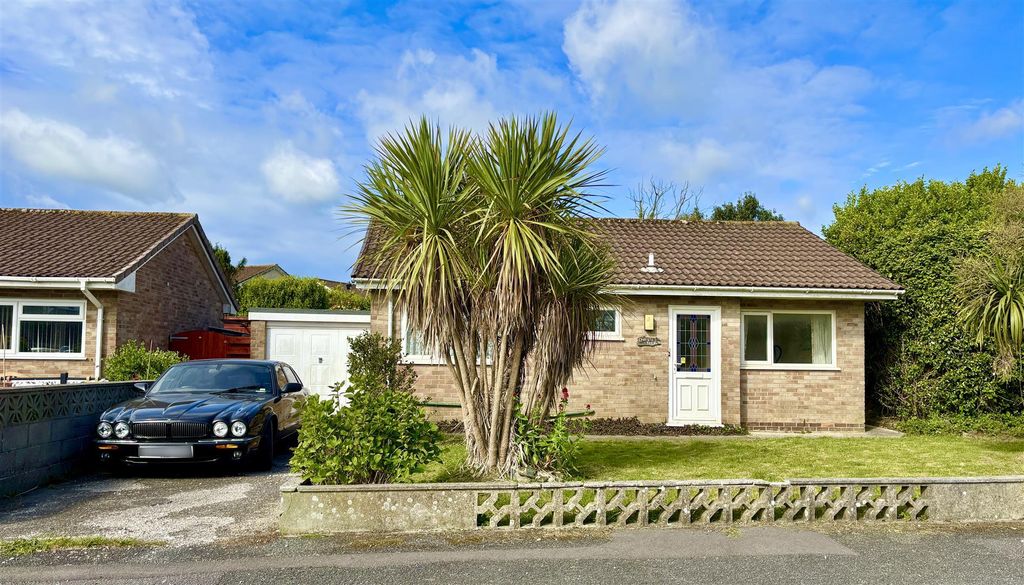 Property photo 1 of 19 Omd_Bcwxeus6Crrgryo9Xg.Jpg