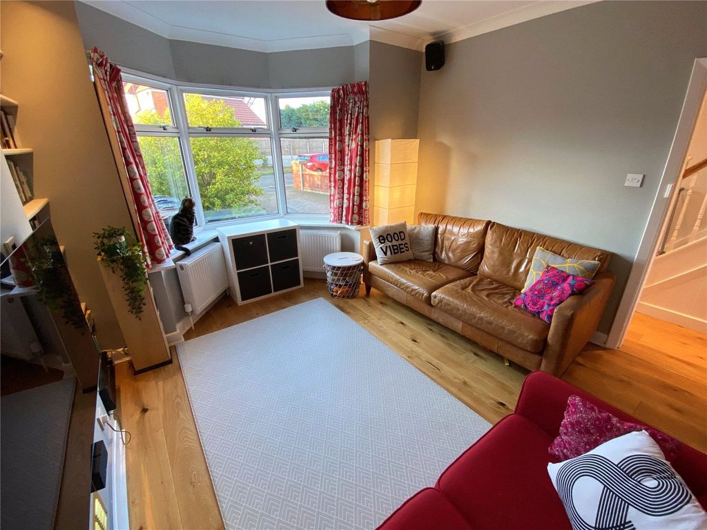 Property photo 3 of 17 Picture No. 03