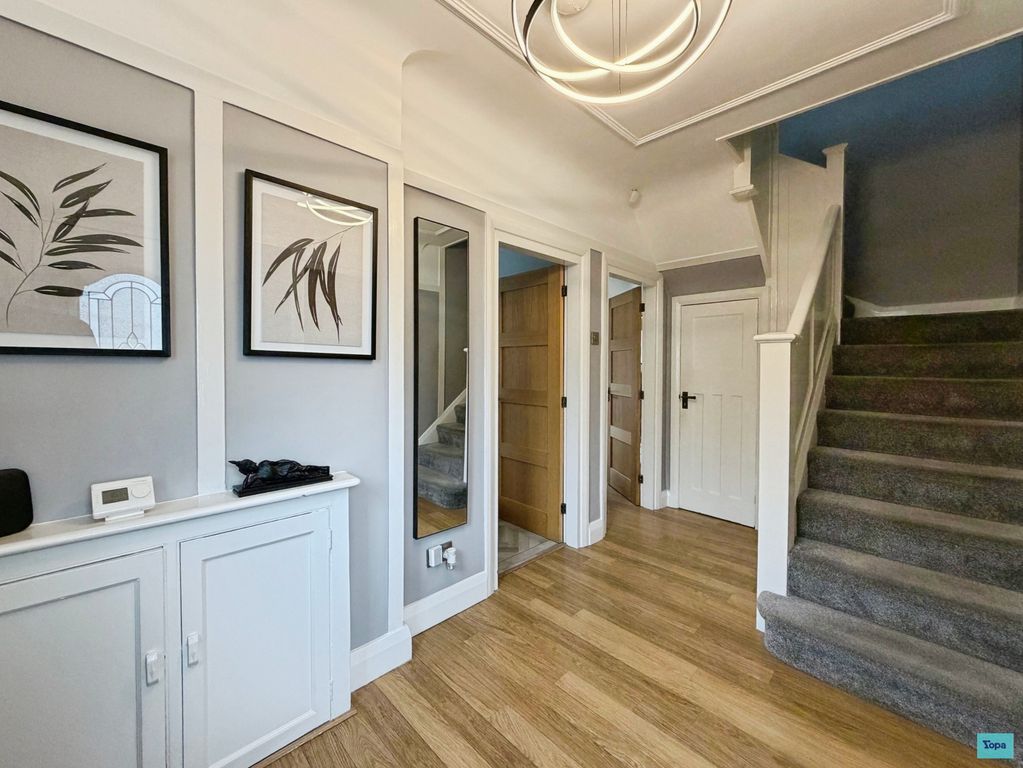 Property photo 2 of 35 10