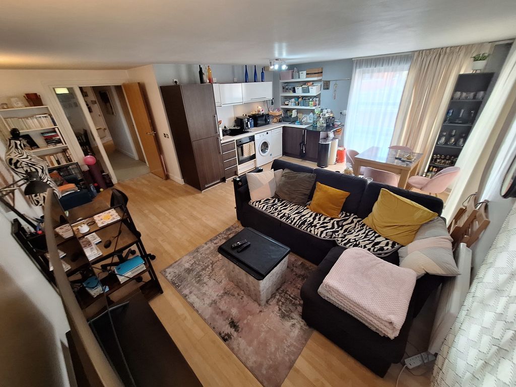 Property photo 3 of 26