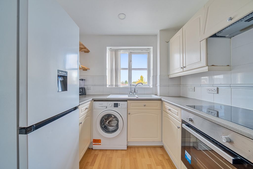 Property photo 2 of 20 1540887-14-6Ae364...