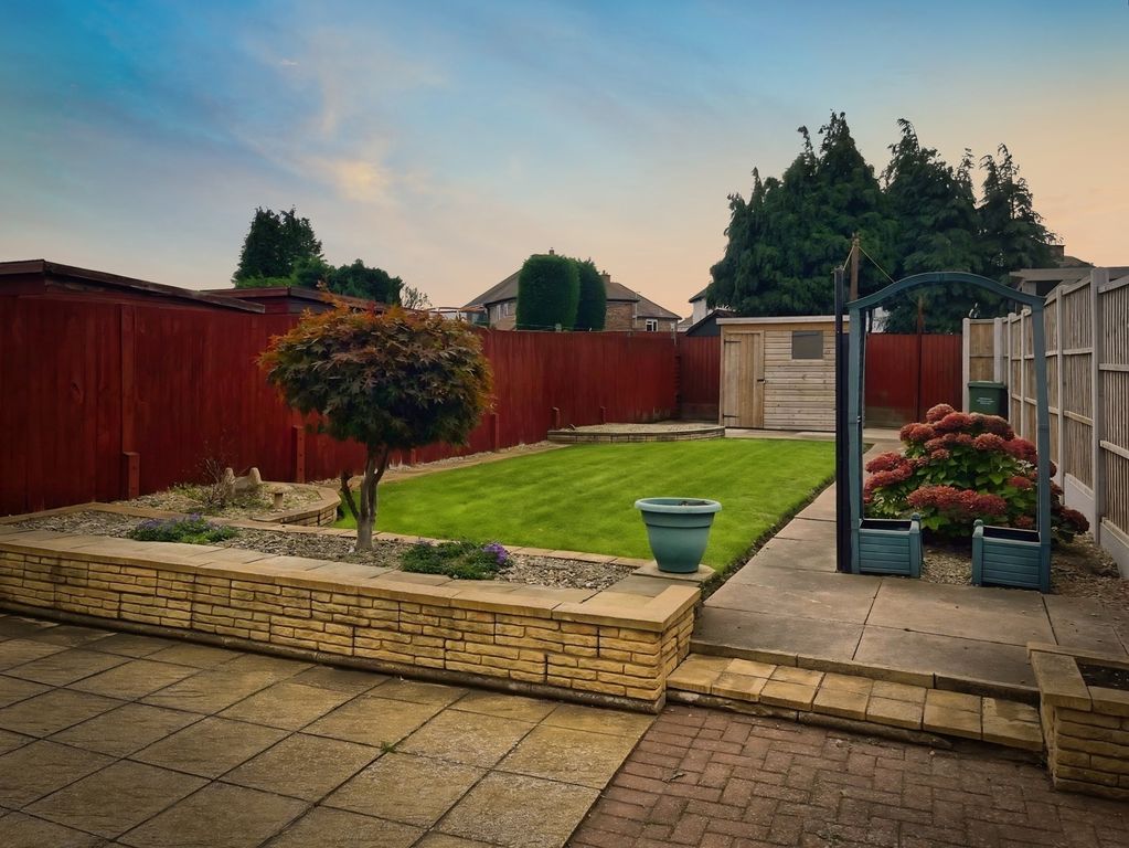 Property photo 3 of 25 Pbox-Img.Jpg