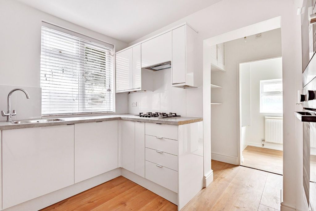 Property photo 3 of 6 672076 (3).Jpg