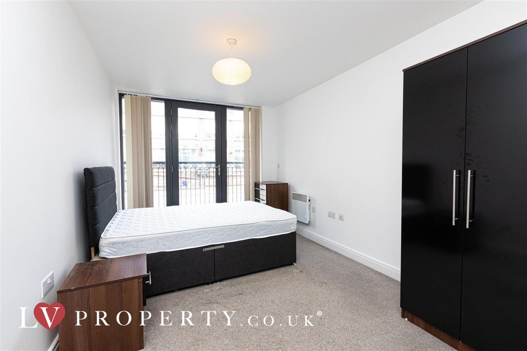 Property photo 3 of 9 3.Jpg