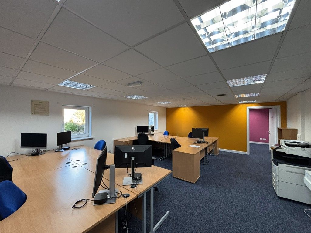 Property photo 2 of 4 Photo 6