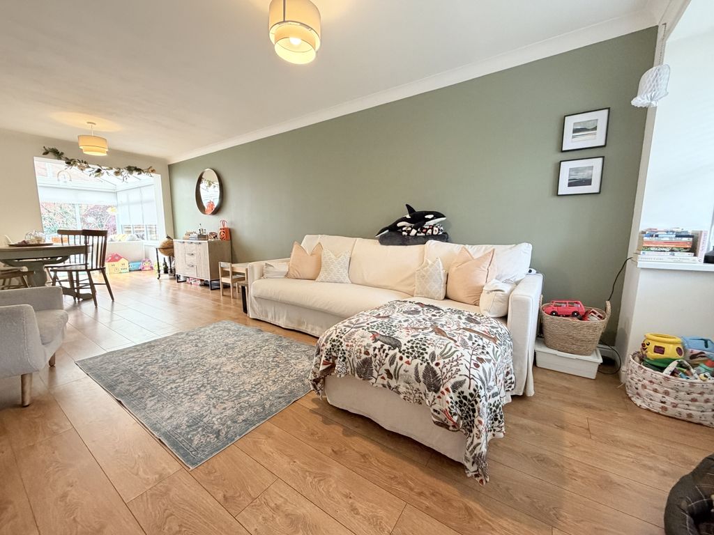 Property photo 3 of 15 Img_8748