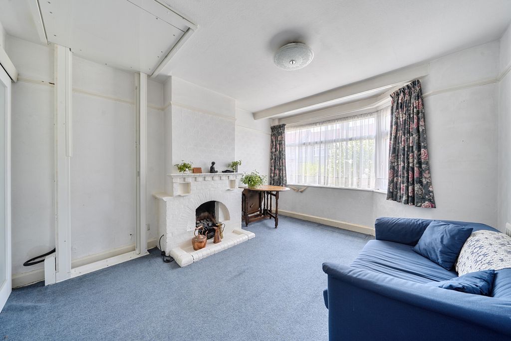 Property photo 2 of 22 1493578-15-6A58c9...