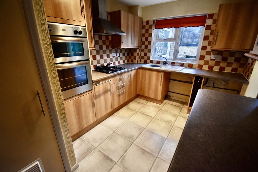 Property photo 2 of 12 Dsc_0612