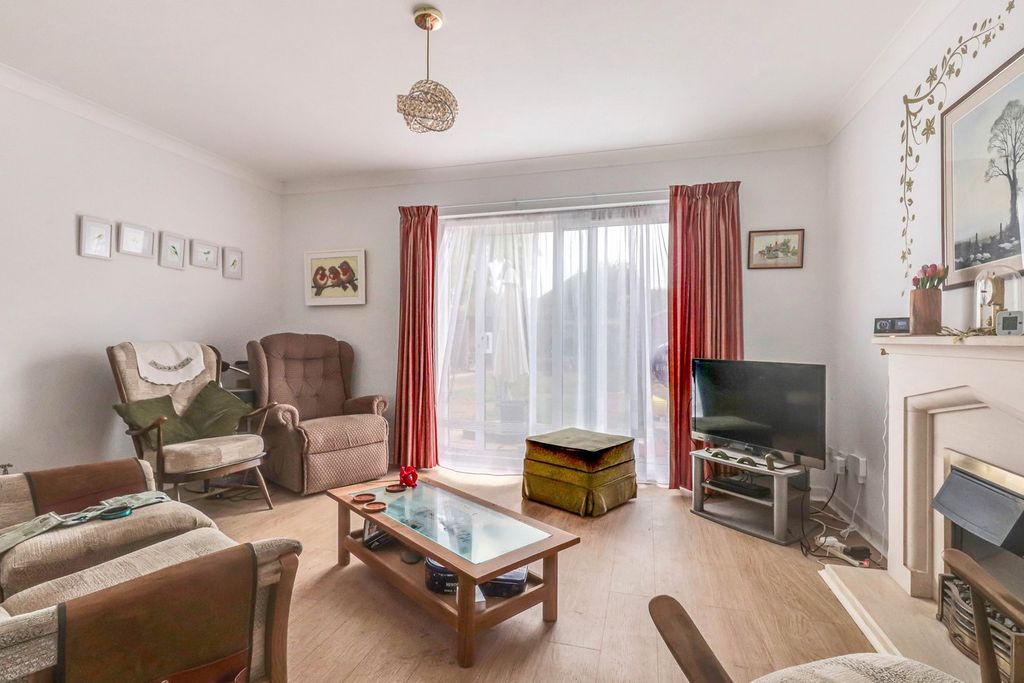 Property photo 2 of 16