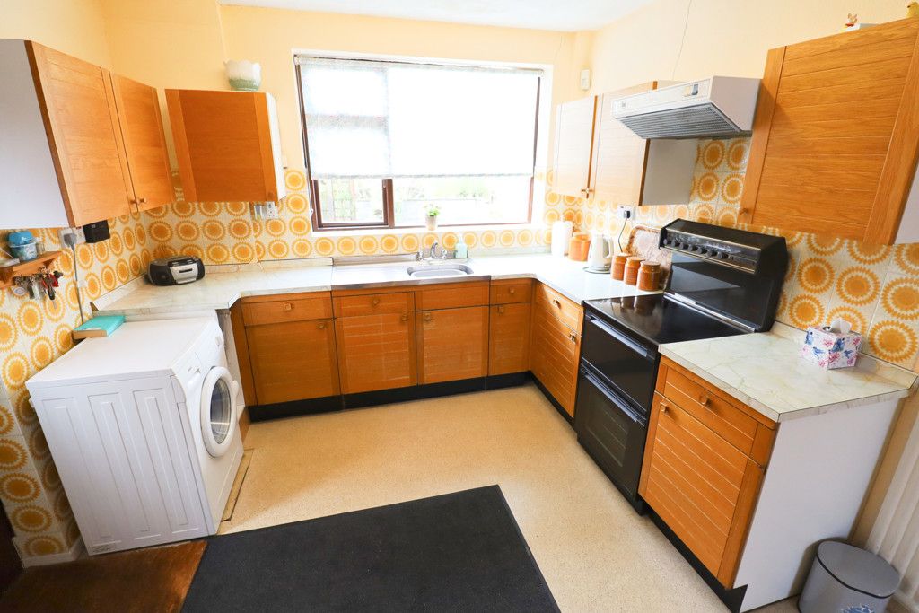 Property photo 3 of 21 Photo 11