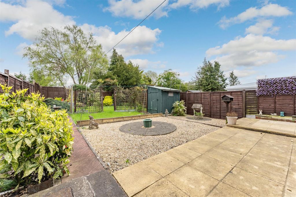 Property photo 1 of 23 Garden