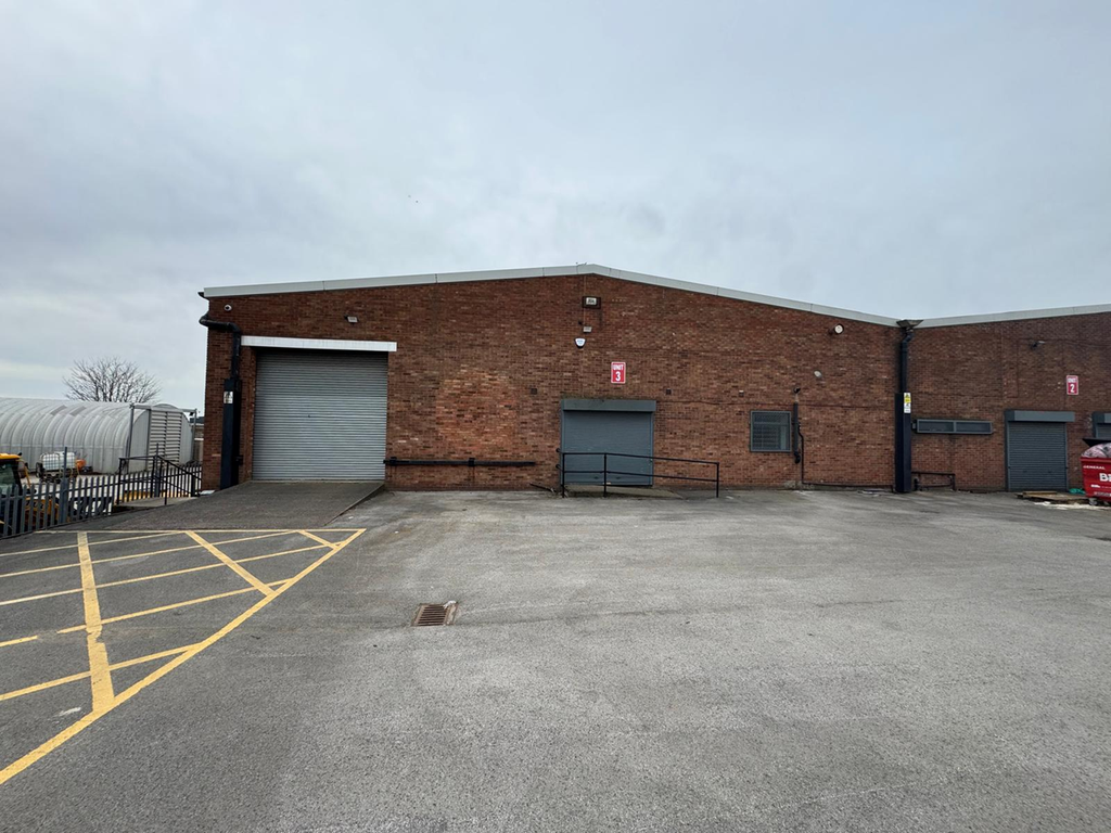 Property photo 3 of 8