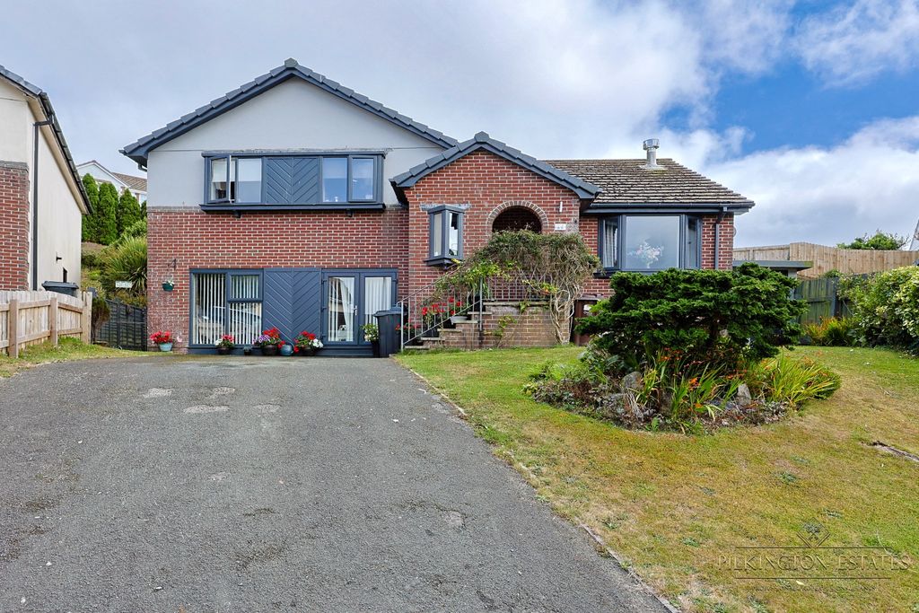 Property photo 2 of 23 4402562