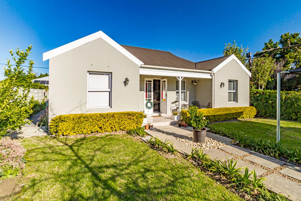 Property photo 1 of 31