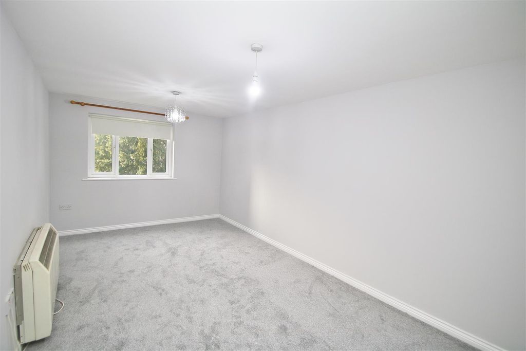 Property photo 3 of 8 Img_6326.Jpg