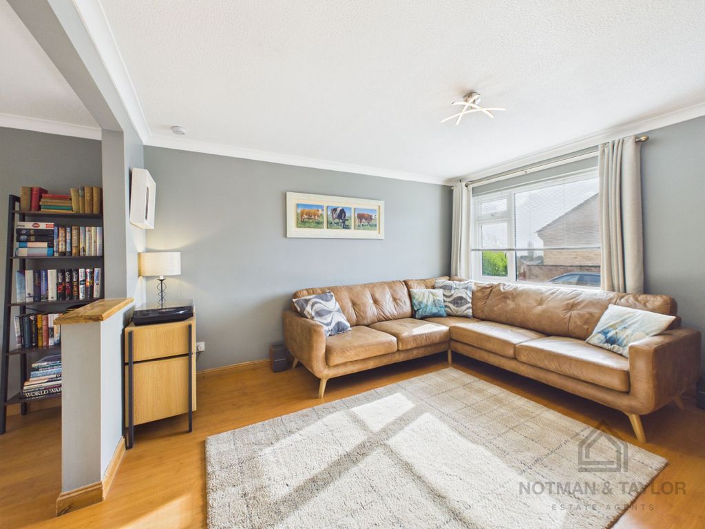 Property photo 3 of 23