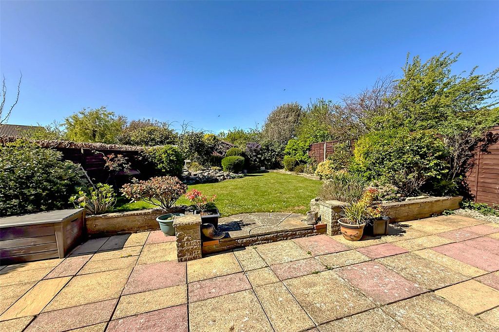 Property photo 2 of 24 Picture No. 33