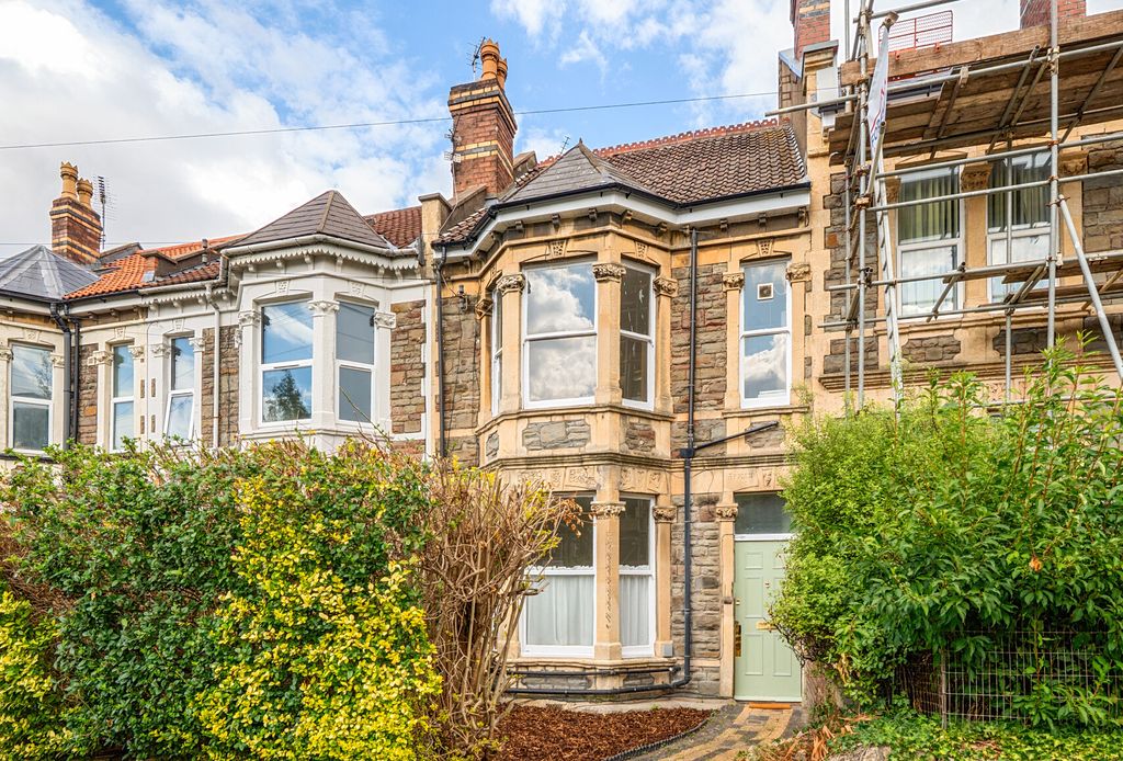 Property photo 1 of 19 1509900-2-6A8863B...