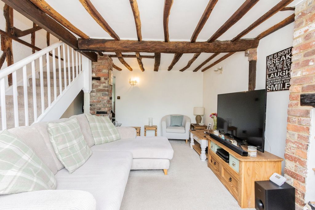Property photo 3 of 13