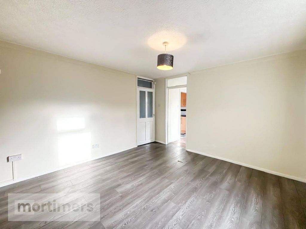 Property photo 3 of 20 Picture No. 25