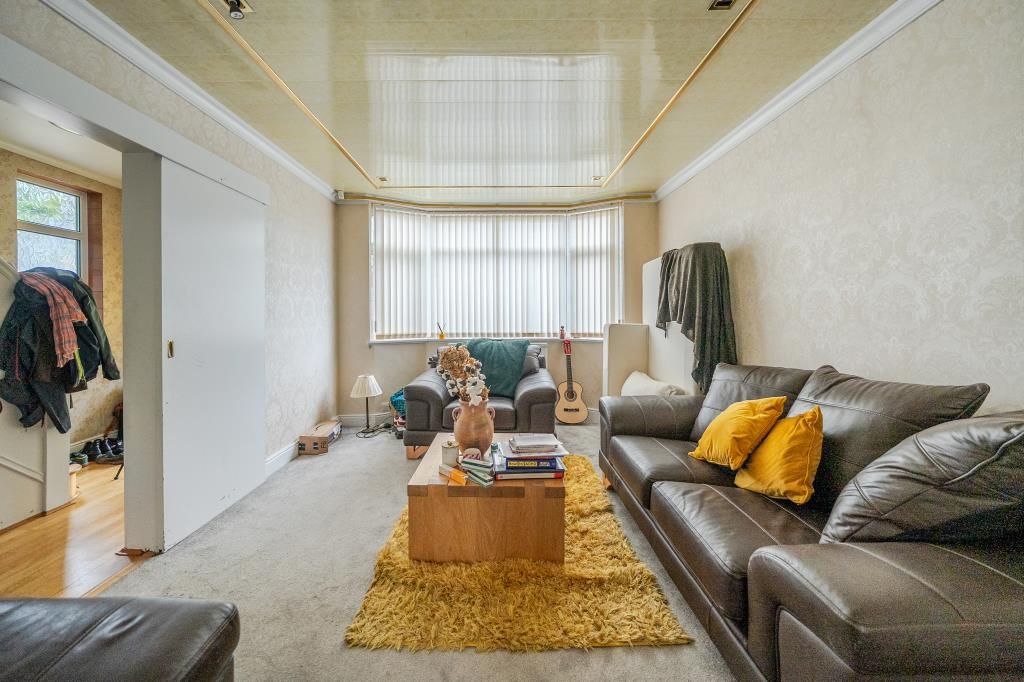 Property photo 3 of 19 Living Area