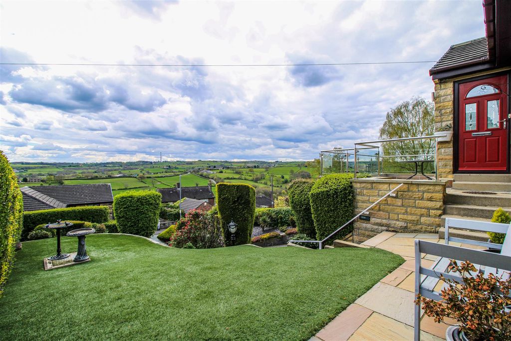 Additional image 17 of 3 bed detached bungalow for saleBriestfield Road, Dewsbury WF12