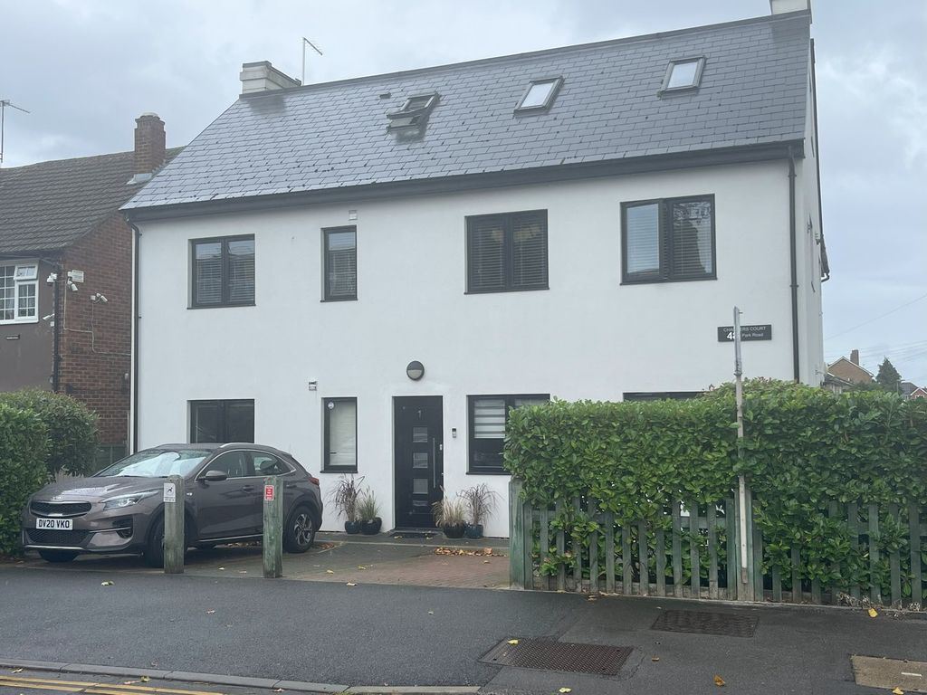 Property photo 1 of 12