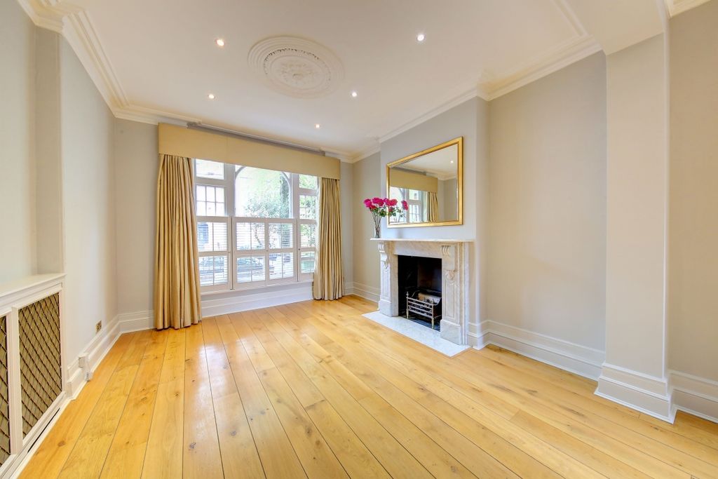 Property photo 3 of 12 Reception Room 2
