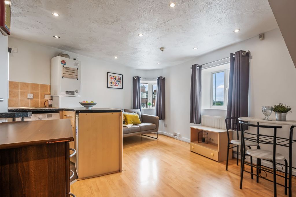 Property photo 1 of 11 Property Photo