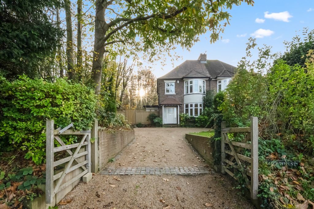 Property photo 1 of 31 4617420