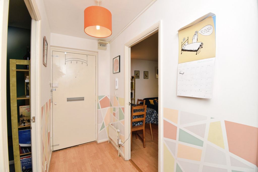 Property photo 2 of 16 Hallway