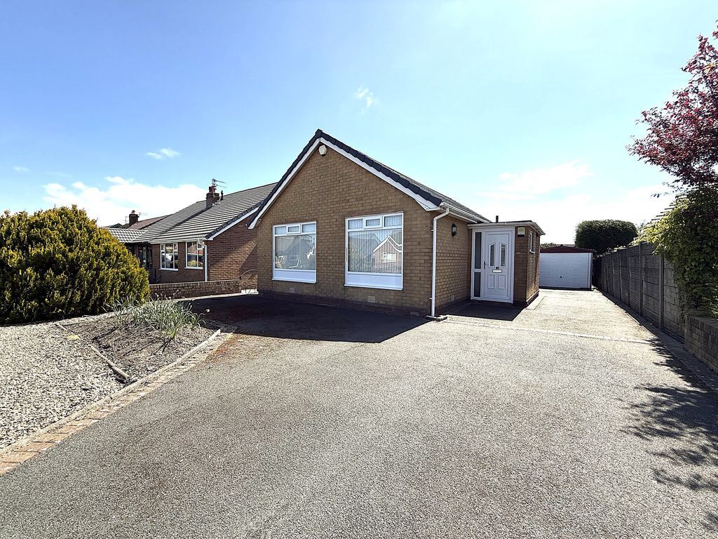 Property photo 1 of 27