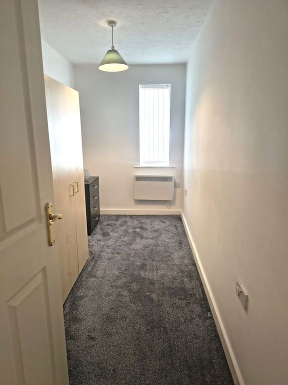 Property photo 2 of 5