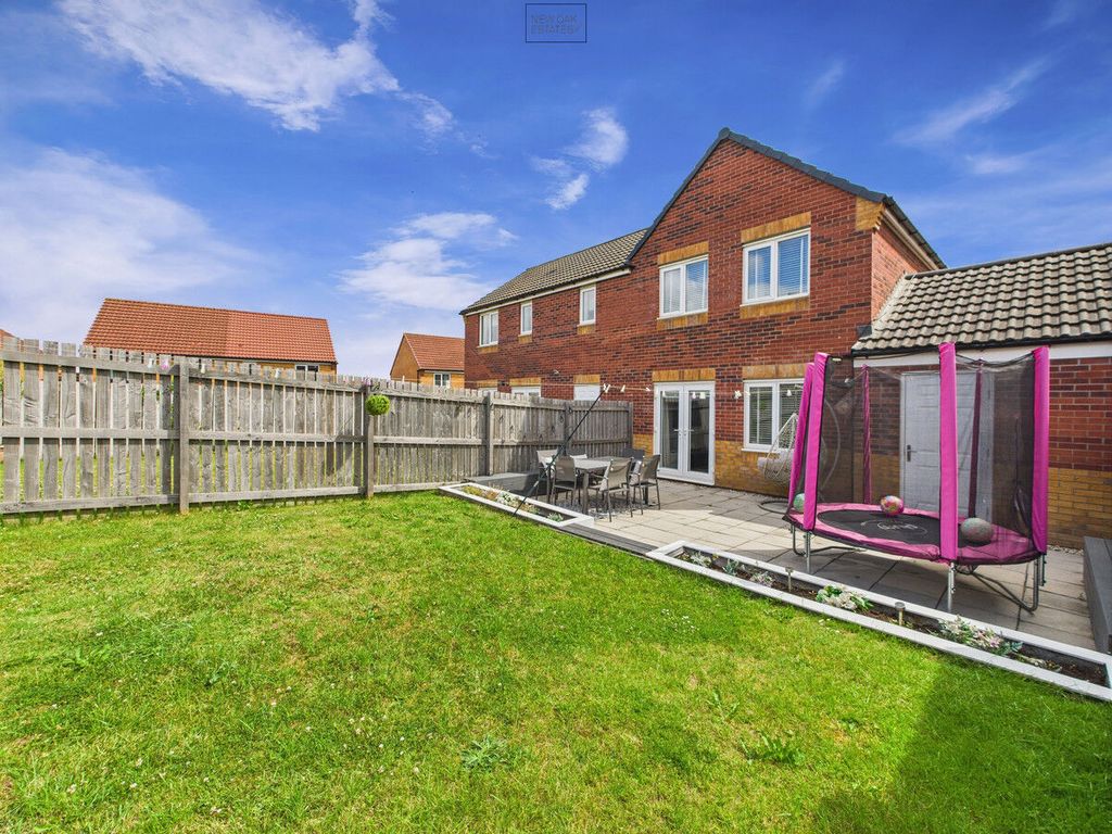 Property photo 2 of 30