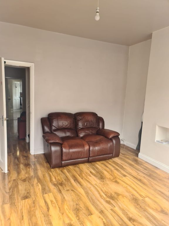 Property photo 2 of 9 Gallery