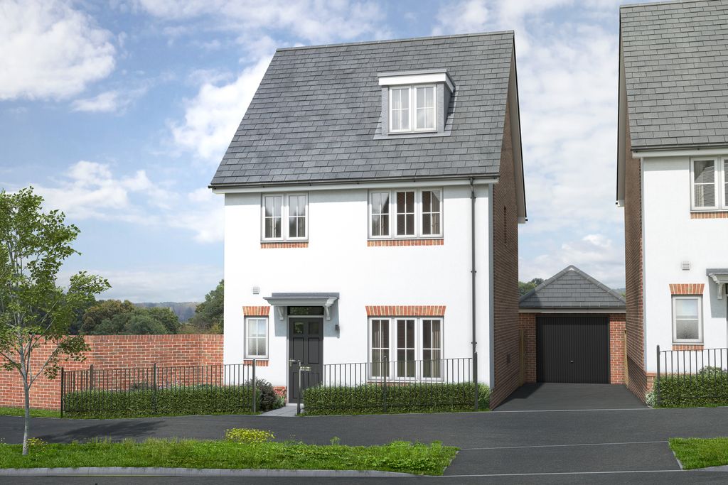 Property photo 1 of 8 Birchwood, Farnham