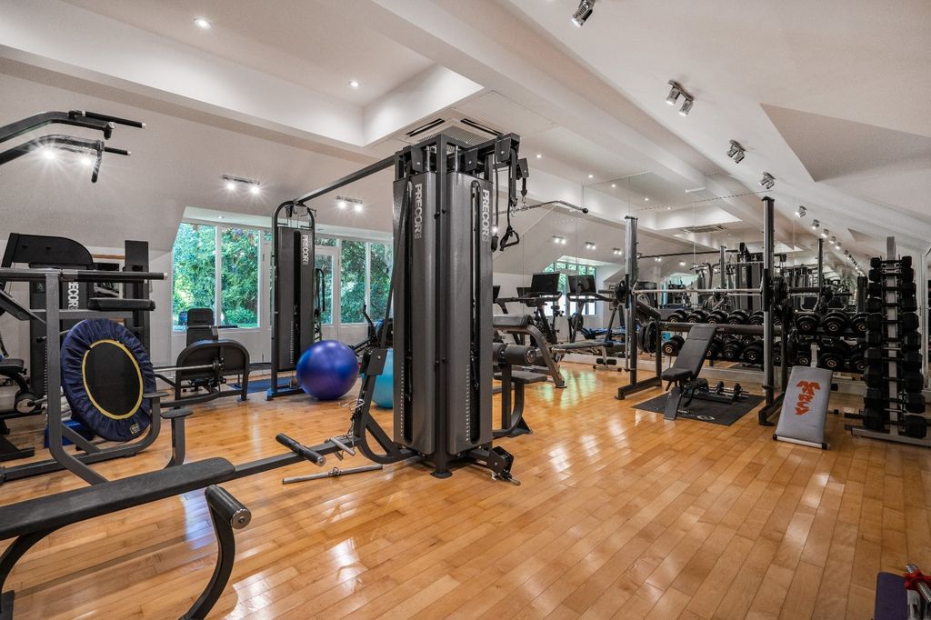 Additional image 15 of 7 bed detached house to rentWestwood Road, Windlesham, Surrey GU20